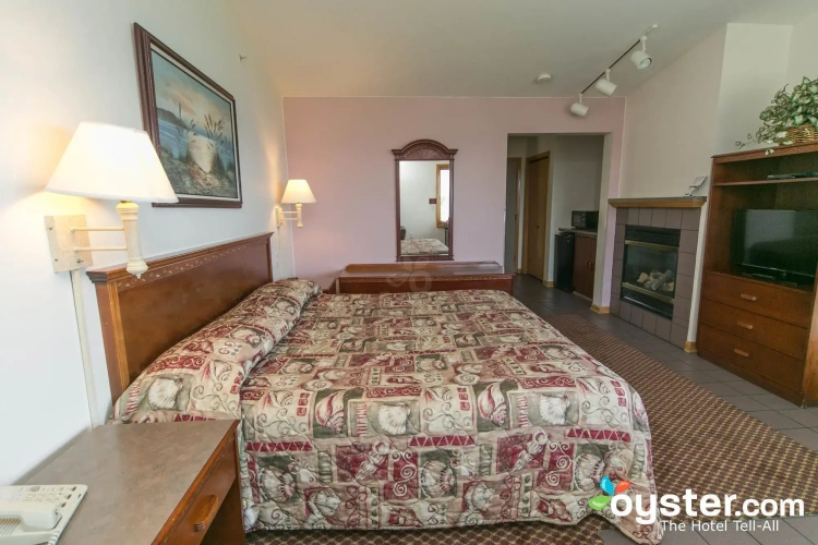 Luxury Double Suite with balcony and with lake view