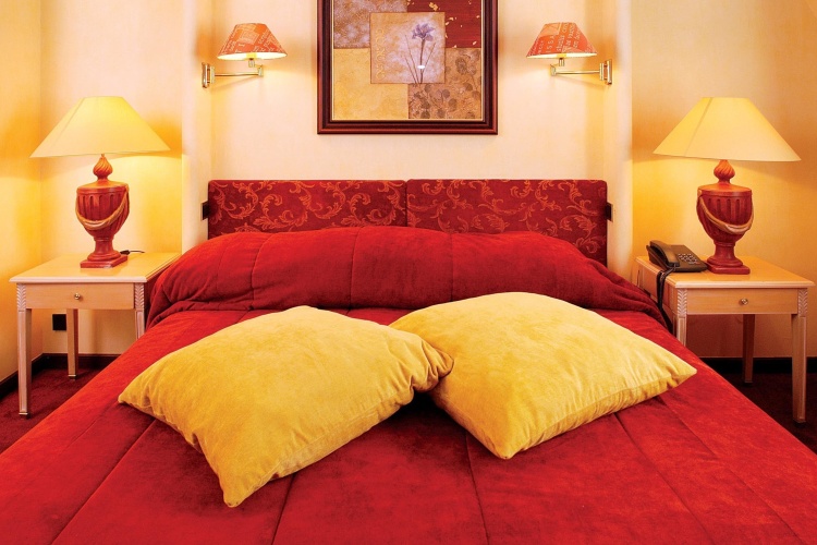 Standard Family room