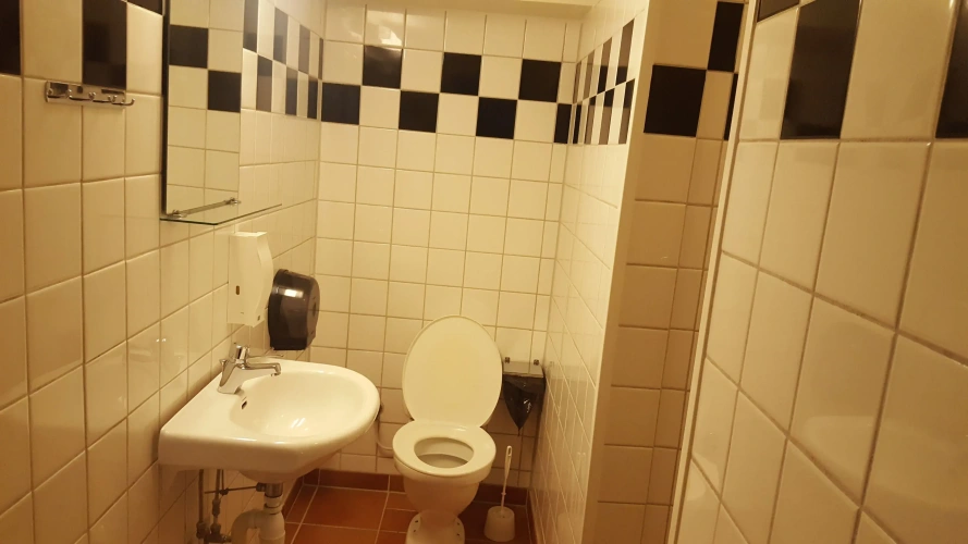 1 Bedroom Economy Double room
