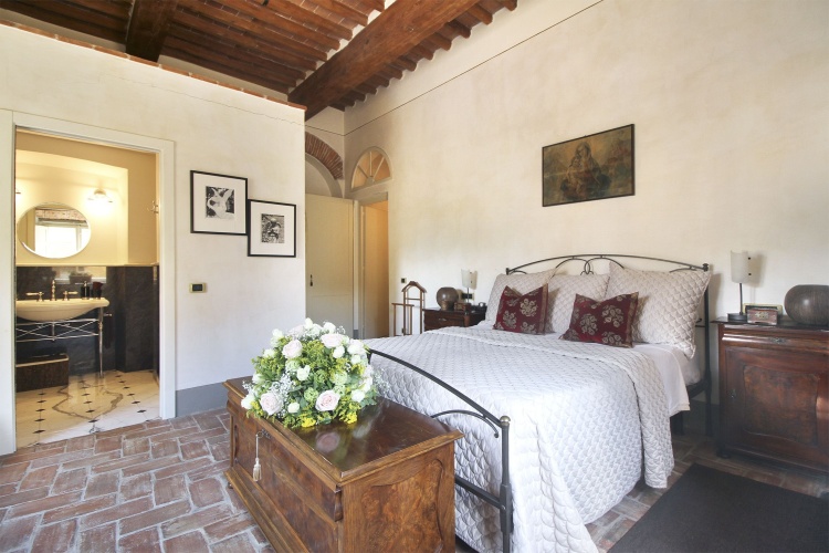 Luxury Apartment