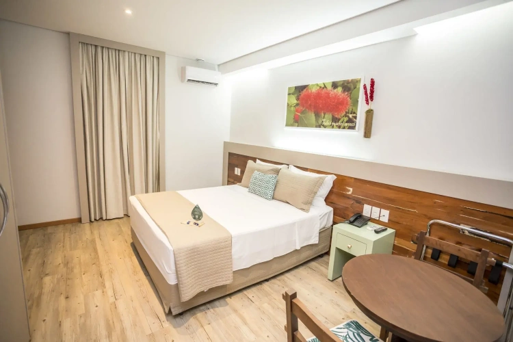 6 Bedrooms Bed in Dorm