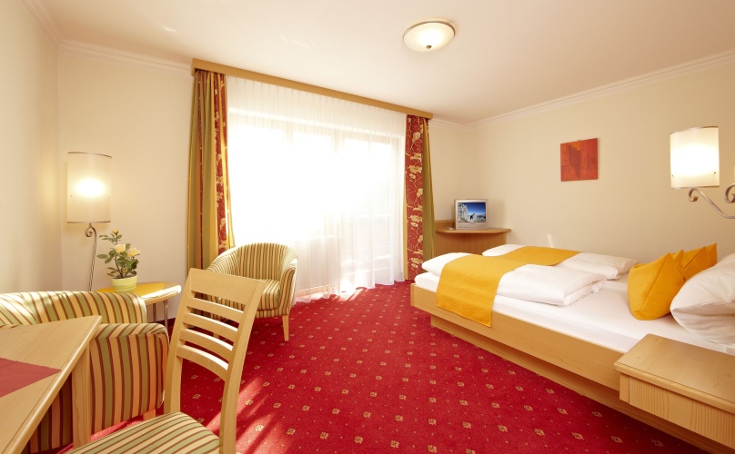 Deluxe Double room with balcony and with mountain view