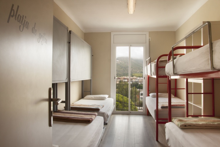 Bed in Dorm with view