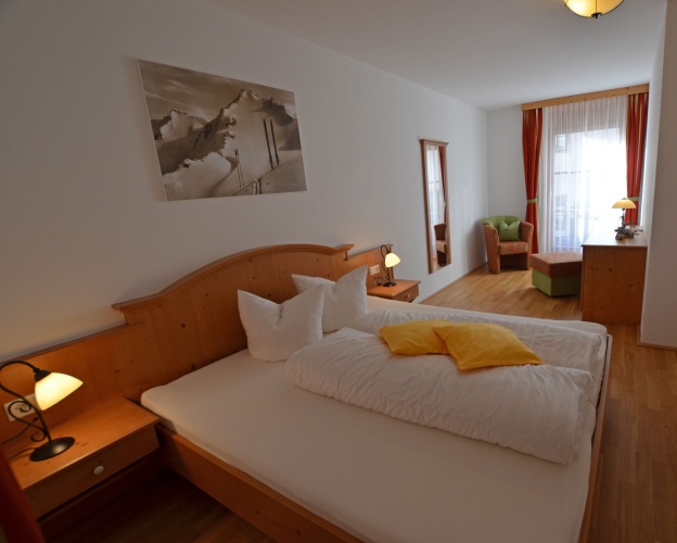 1 Bedroom Apartment with balcony