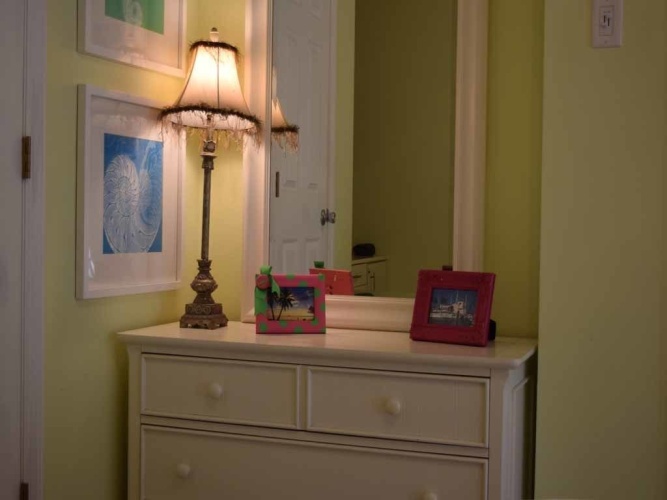 2 Bedrooms Bungalow