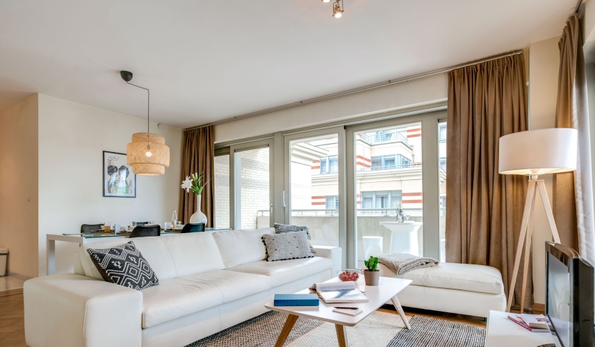 2 Bedrooms Apartment