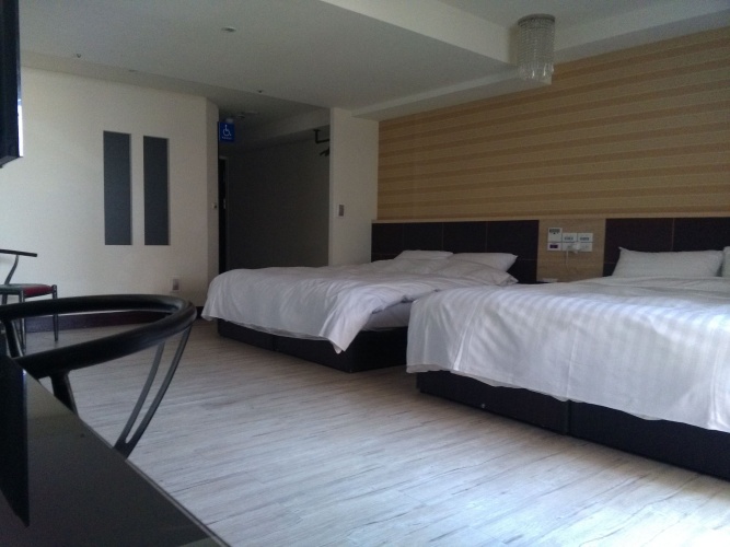 Standard Triple Family room