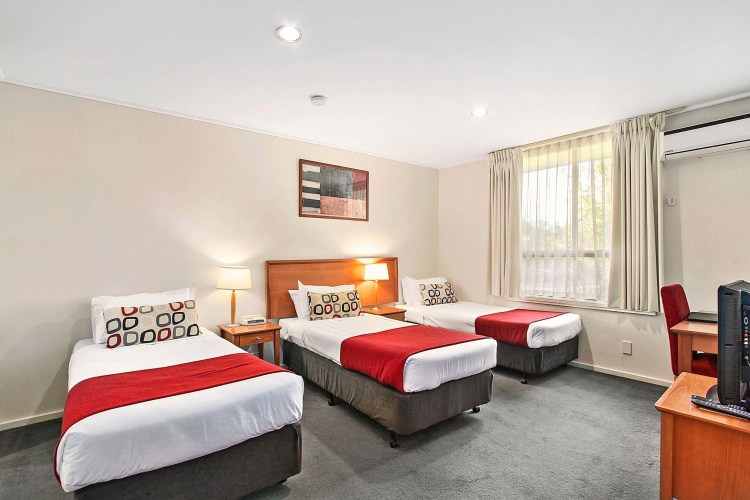 1 Bedroom Twin Apartment
