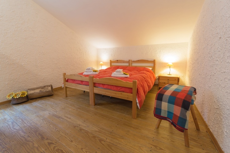 2 Bedrooms Comfort room