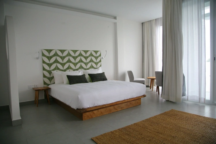 Standard Quadruple room with garden view
