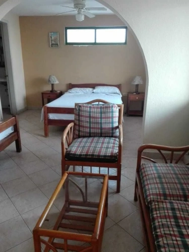 Economy Triple room
