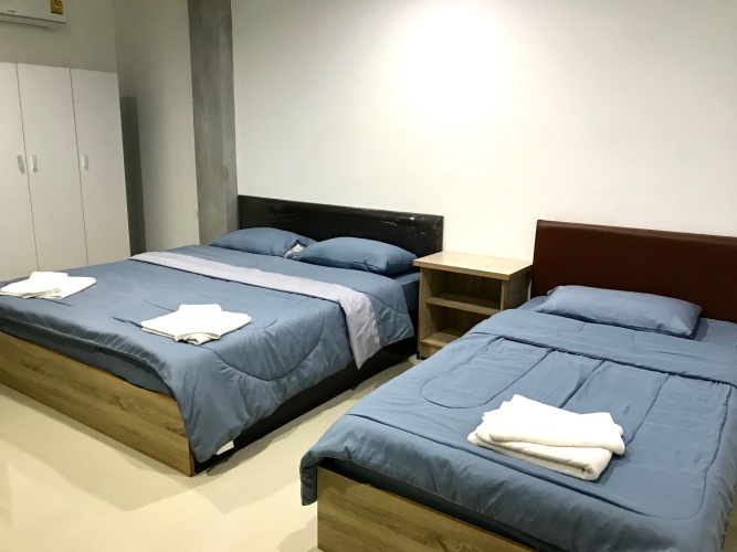 Standard Triple room