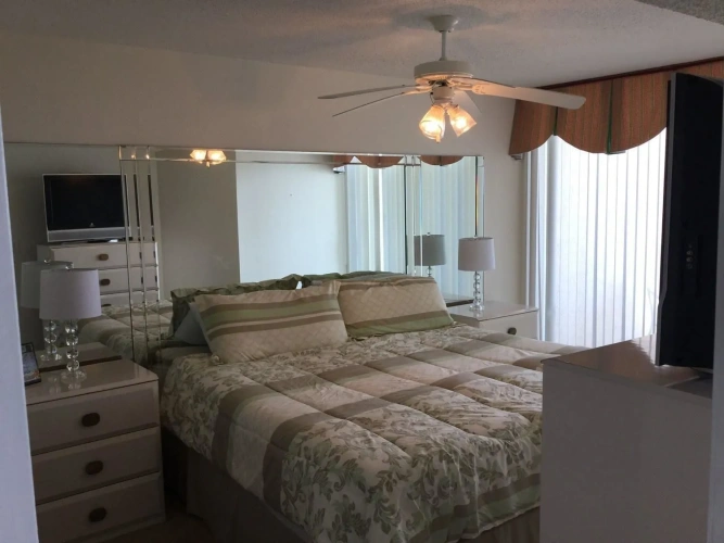 3 Bedrooms Standard room with balcony