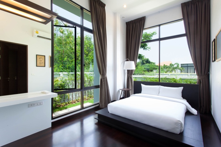 Villa with balcony and with view