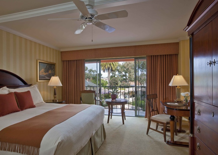 Double room with balcony and with inland view