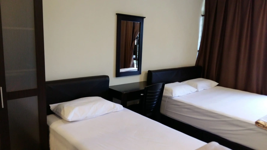 Economy Quadruple room
