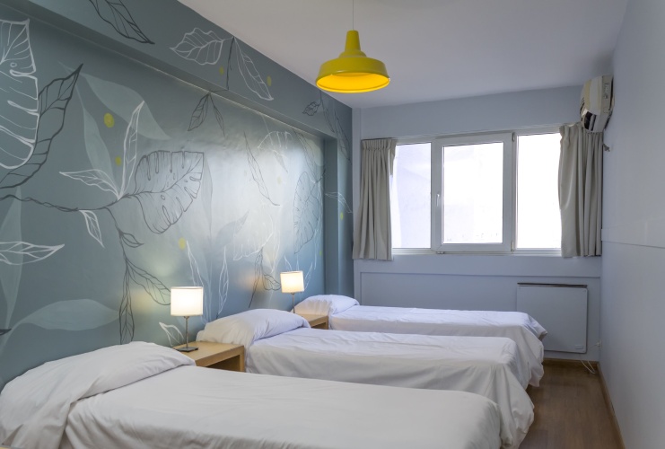 Standard Triple room