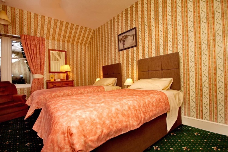 Superior Twin room