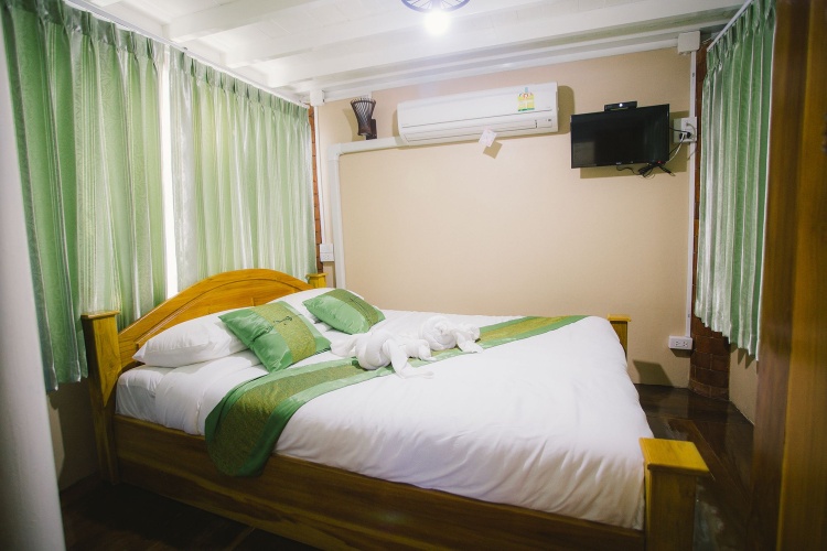 Deluxe Quadruple room