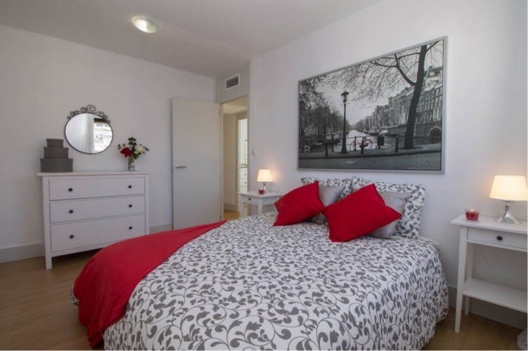 3 Bedrooms Apartment with balcony