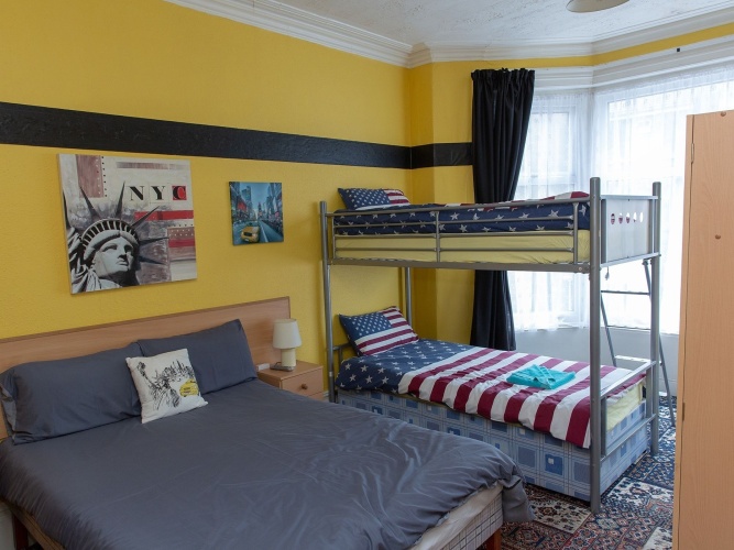 Standard Twin room