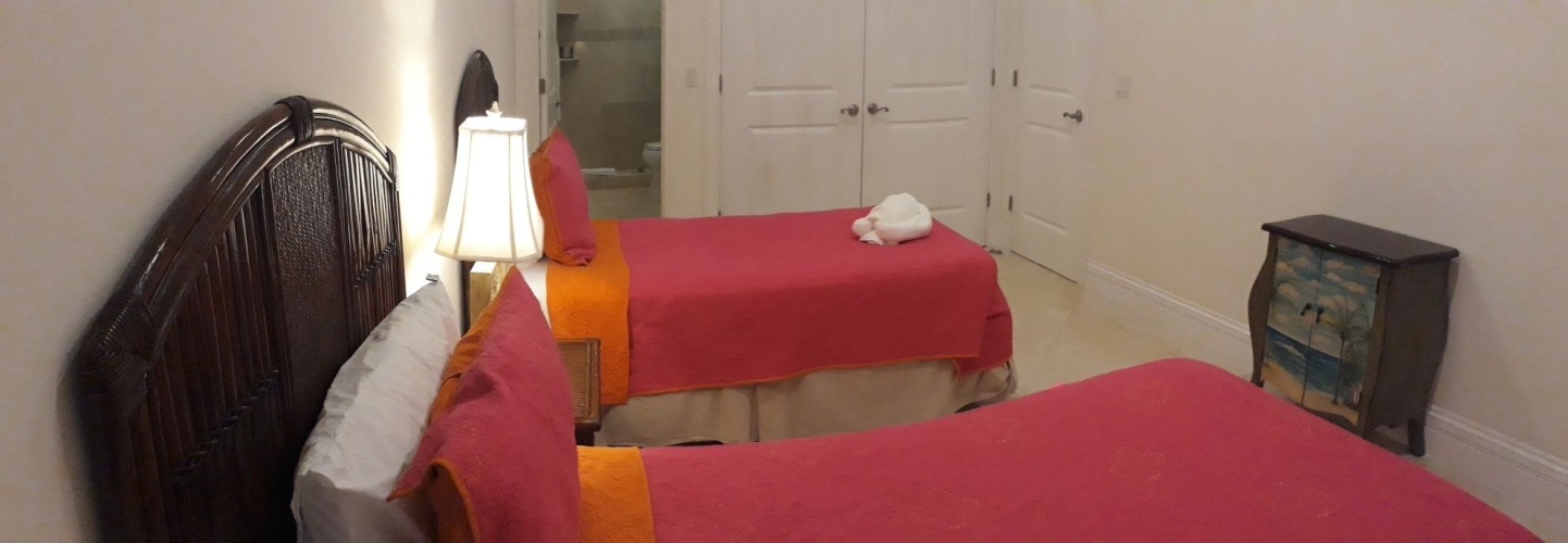 1 Bedroom Double Suite with ocean view