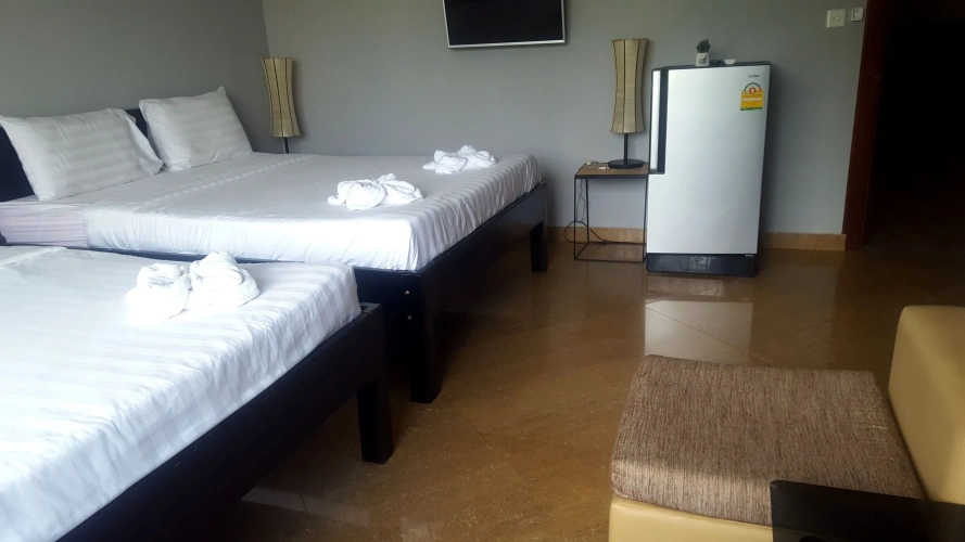 Deluxe Sextuple room