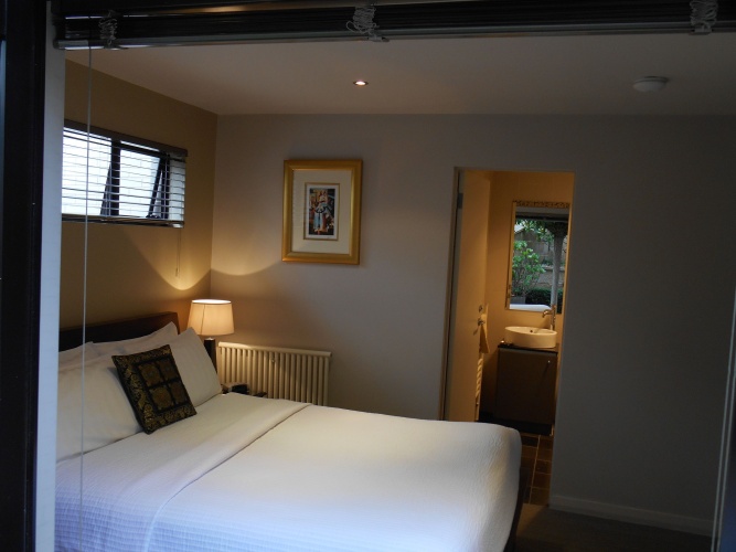 2 Bedrooms Standard Quadruple Apartment