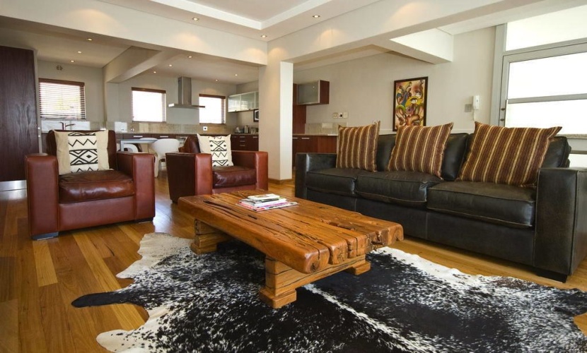 2 Bedrooms Quadruple Apartment
