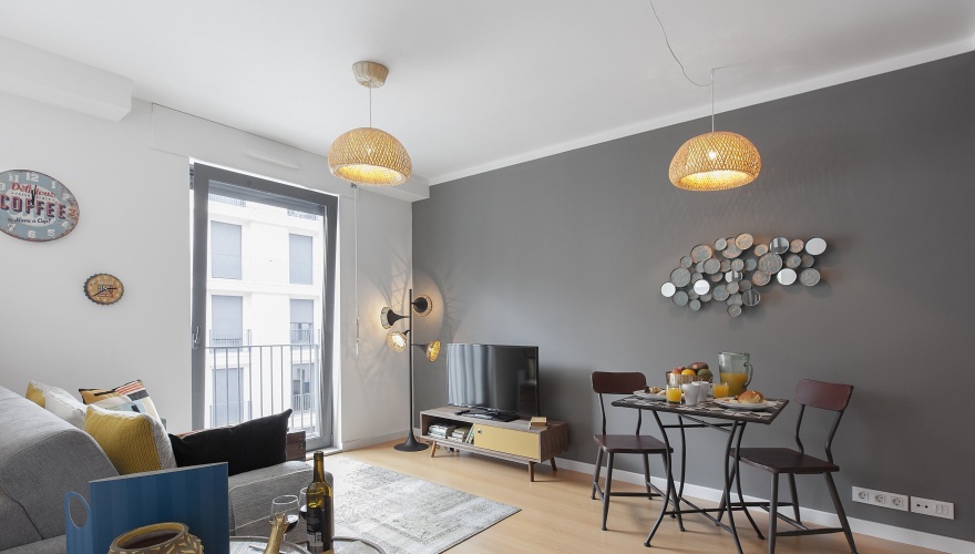 1 Bedroom Apartment