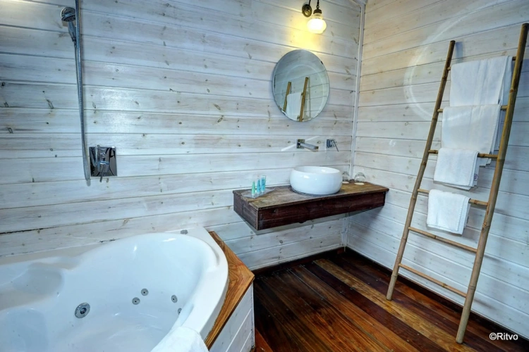 2 Bedrooms Suite