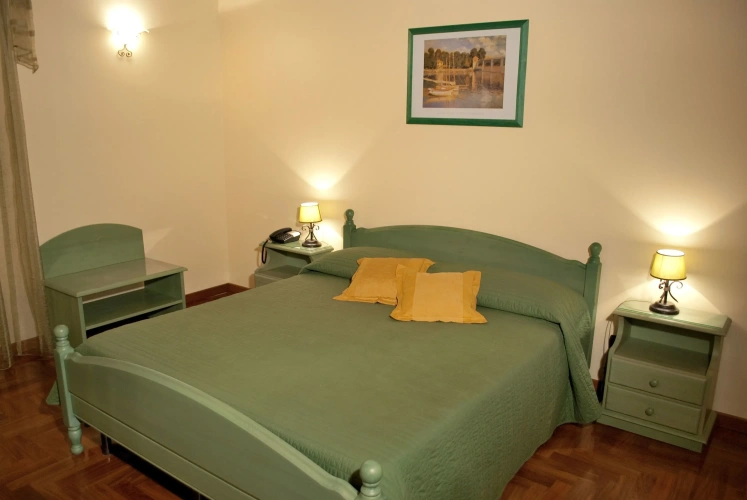 Superior Triple room