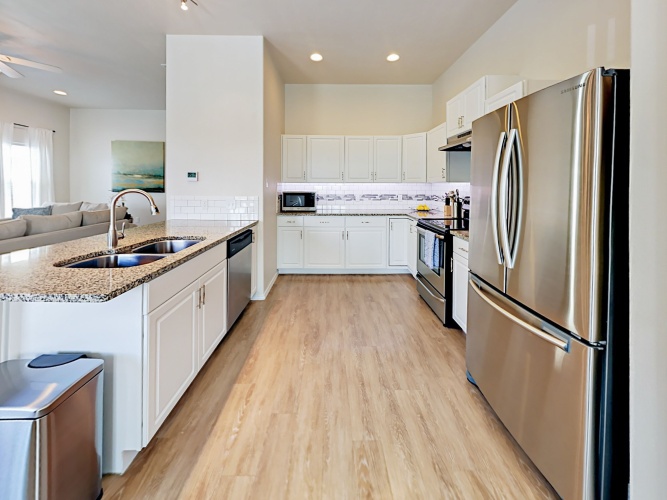 2 Bedrooms Cottage with balcony