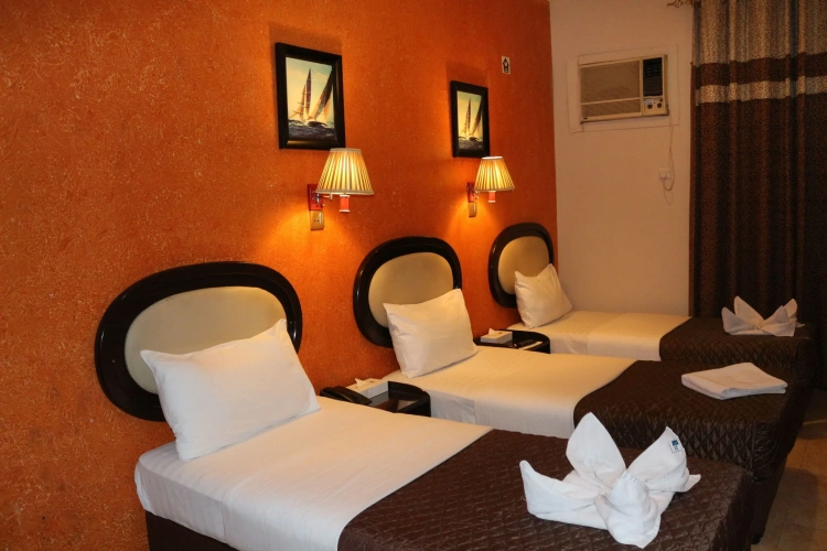 Triple room