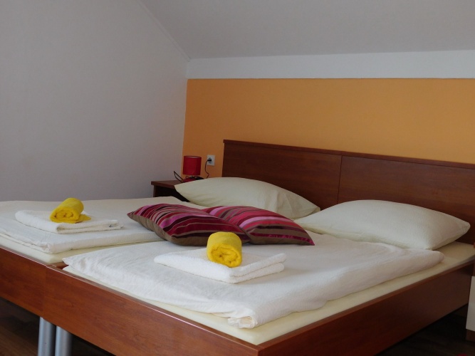 Standard Triple room with balcony and with garden view