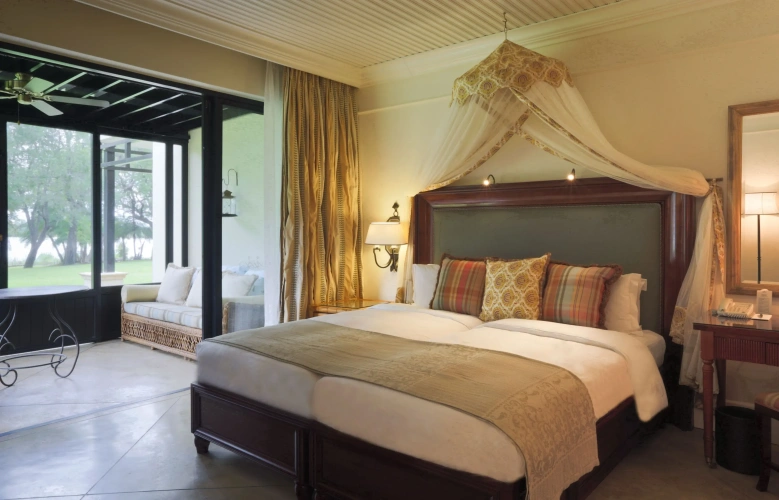 Deluxe room with balcony and with view