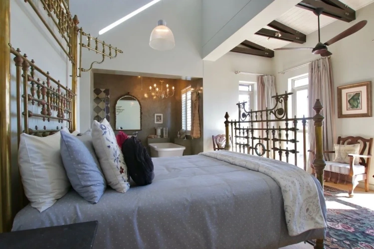 Executive Cottage