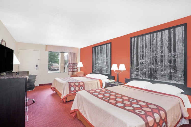 Standard Quadruple room