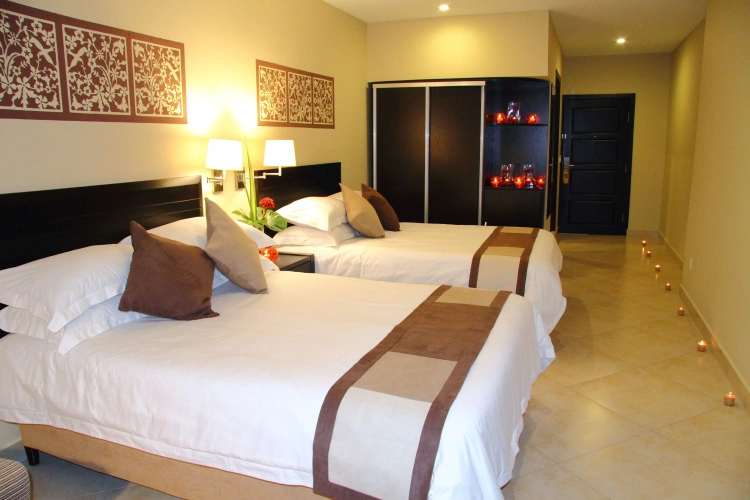 Standard Sextuple room
