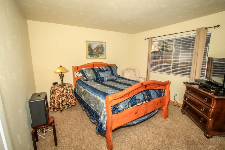 2 Bedrooms Cottage