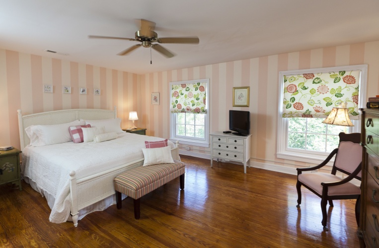 Standard Double room with city view