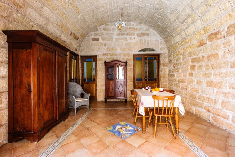 2 Bedrooms Basement Apartment
