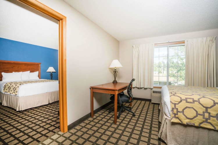 Quadruple Suite