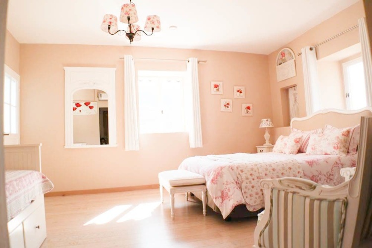 Comfort Quadruple room with pool view