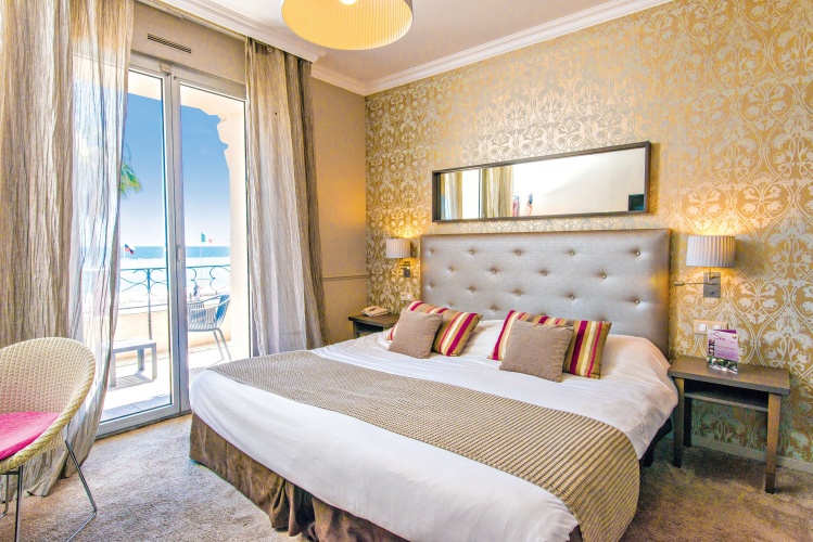 Standard Double room with sea view