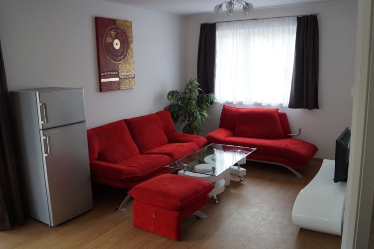 2 Bedrooms Classic Apartment