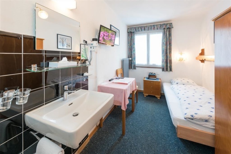 Standard Double room with view