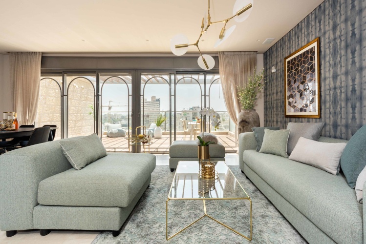 Standard Sextuple Penthouse room