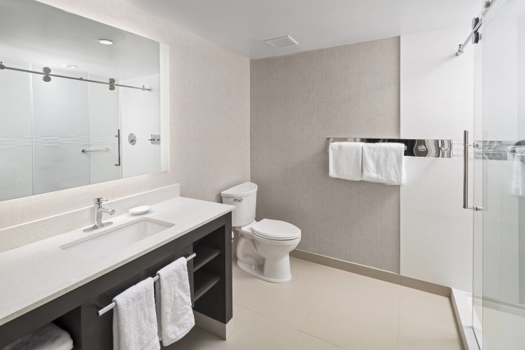 1 Bedroom Suite