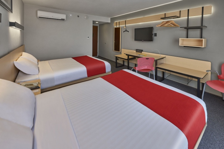 Standard Quadruple room